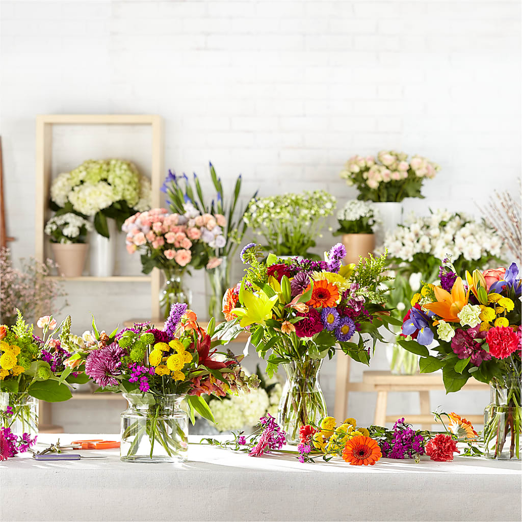 Bold & Bright – A Florist Original – Nextdayflowers.net, Tontitown AR