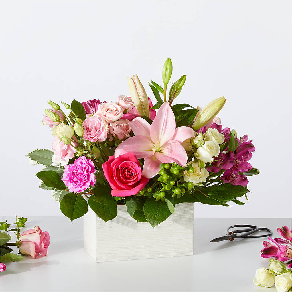 Sweetberry Box – A Florist Original – Nextdayflowers.net, Tontitown AR